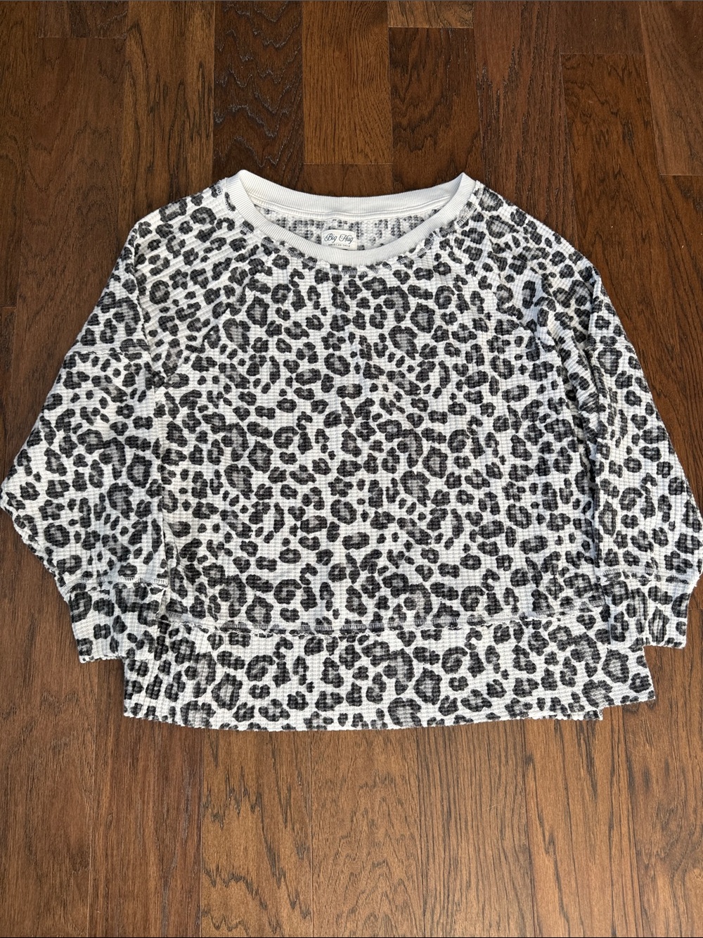 Women’s Black & White AE Big Hug Sweater